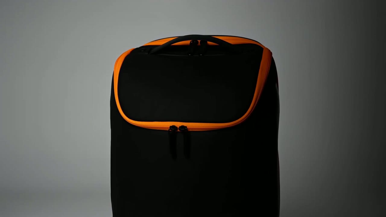 mokobara backpack motion ad